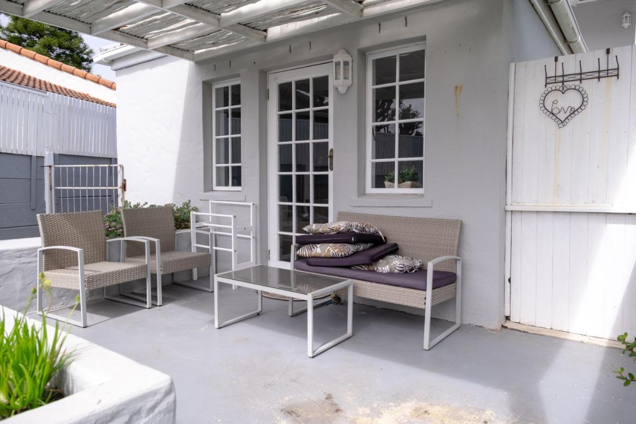 Seaside Cottage Kommetjie Cape Town Exterior photo